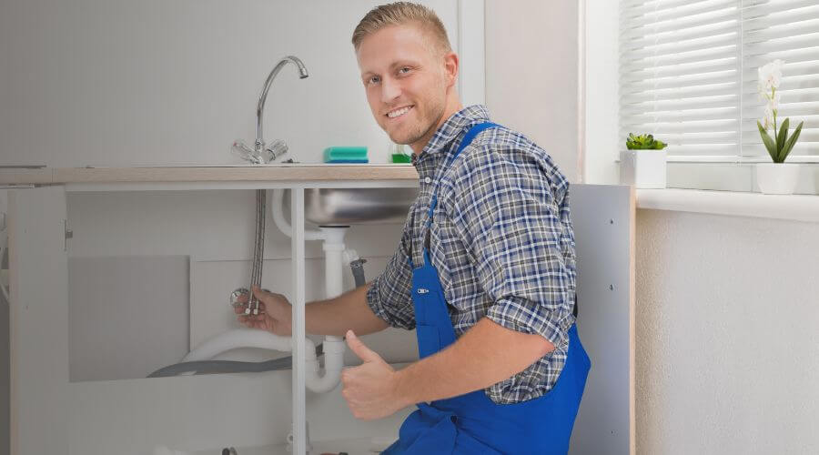 Professional same day plumber in University Park, IA